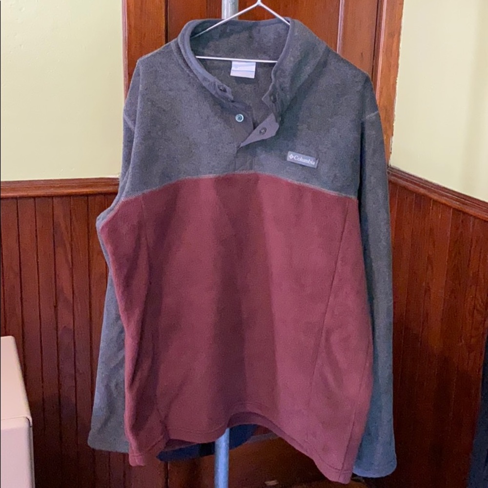 Men’s Columbia fleece pullover